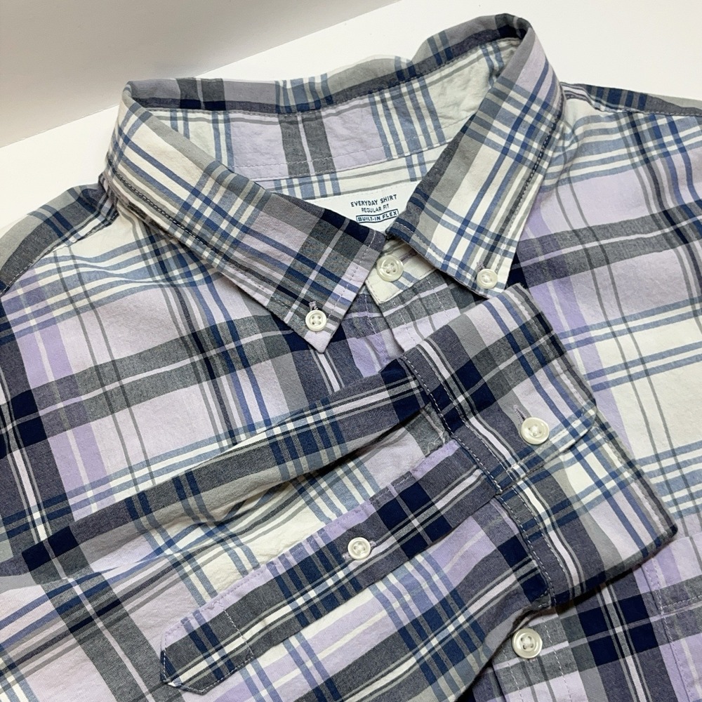 Old Navy Shirt Mens Size XL White/Purple Plaid Long Sleeve Button Up Regular Fit